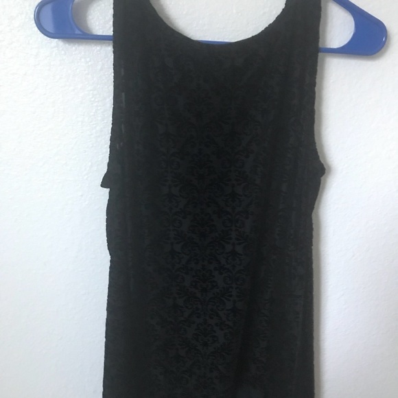 Cute Forever 21 tank - Picture 2 of 4